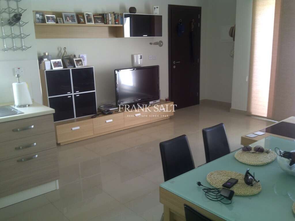 2 bedrooms Penthouse in Sliema, Malta No. 3318