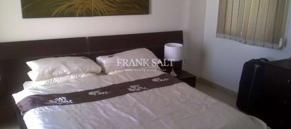 2 bedrooms Penthouse in Sliema, Malta No. 3318 4