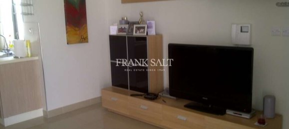 2 bedrooms Penthouse in Sliema, Malta No. 3318 3