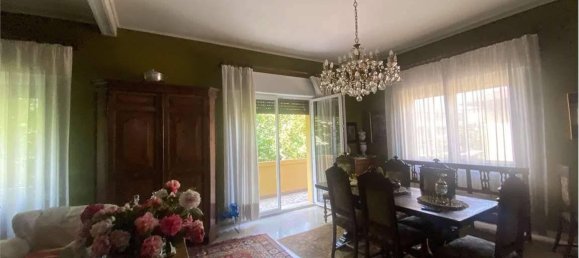 6 rooms Apartment in Modena, Italy No. 34128 13