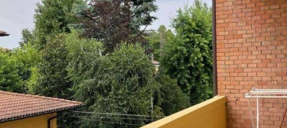 6 rooms Apartment in Modena, Italy No. 34128 16