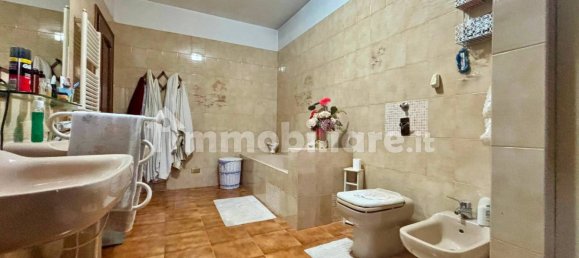 Casa de 3 dormitorios en Zibido San Giacomo, Italy No. 314081 16