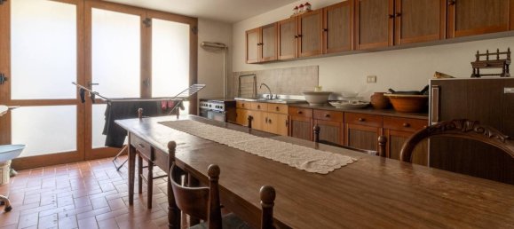 4 bedrooms House in Figline e Incisa Valdarno, Italy No. 39980 11