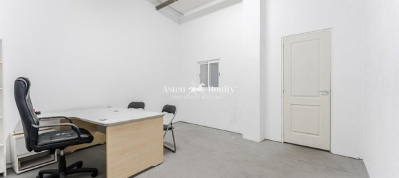 Oficina en Adeje, Spain 215 m² No. 183323 4