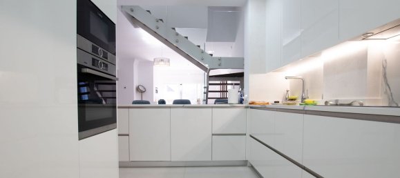 3 غرف نوم منزل ذو طابقين في Marbella, Spain رقم 114276 10