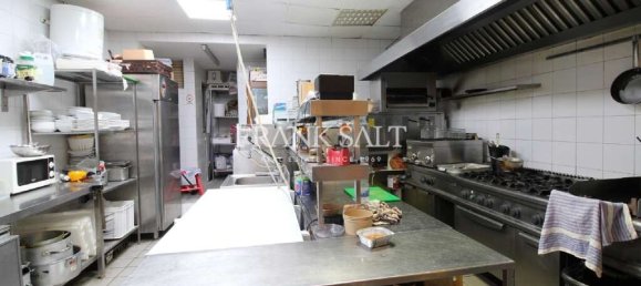 Café / restaurant à Sliema, Malta 135m² No. 12729 6