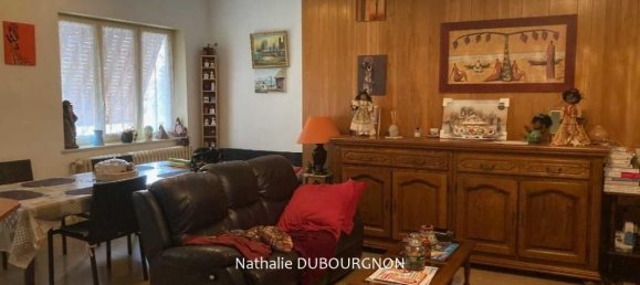 4 chambres Appartement à Pont-de-Veyle, France No. 202795 3