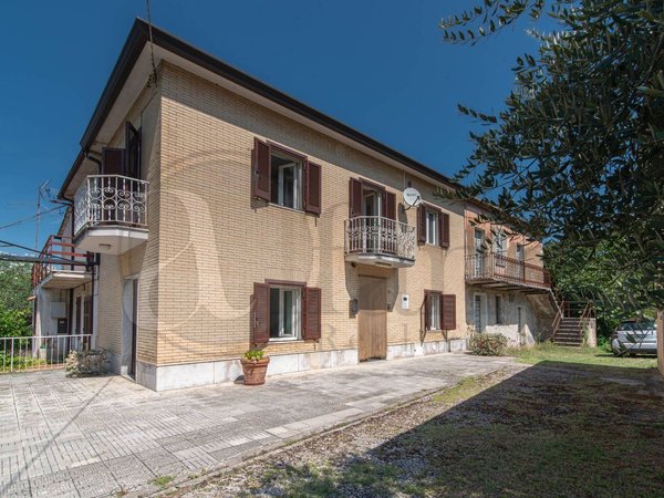 5غرفة منزل في Fontana Liri, Italy رقم 238044