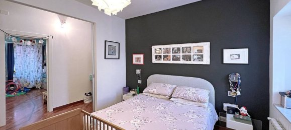 Квартира с 2 спальнями в Генуя, Италия № 313380 15