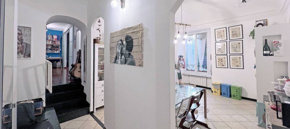 Квартира с 2 спальнями в Генуя, Италия № 313380 3