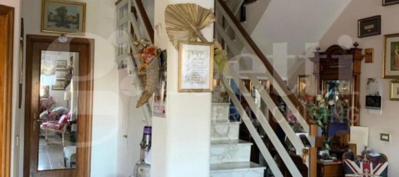 Apartamento de 3 dormitorios en Trani, Italy No. 322569 5