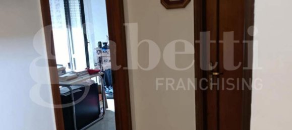 Apartamento de 3 dormitorios en Trani, Italy No. 322569 8