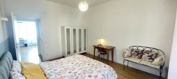 6 rooms Apartment in Florence, Italy No. 289690 3