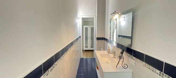 6 rooms Apartment in Florence, Italy No. 289690 12