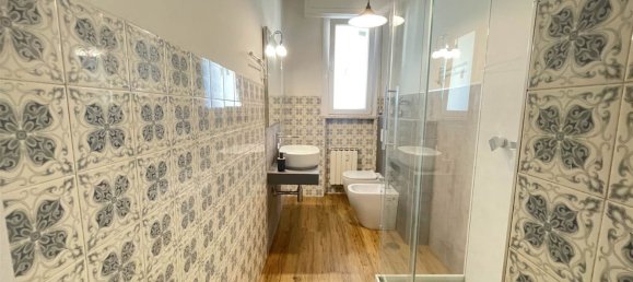 6 rooms Apartment in Florence, Italy No. 289690 9