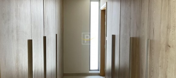 4 bedrooms Villa in Muwaileh, UAE No. 10422 8