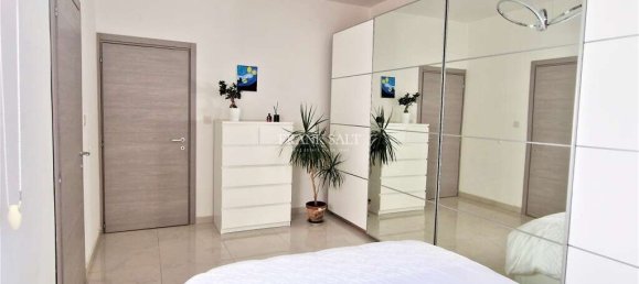 Ático de 2 dormitorios en Gzira, Malta No. 4894 7