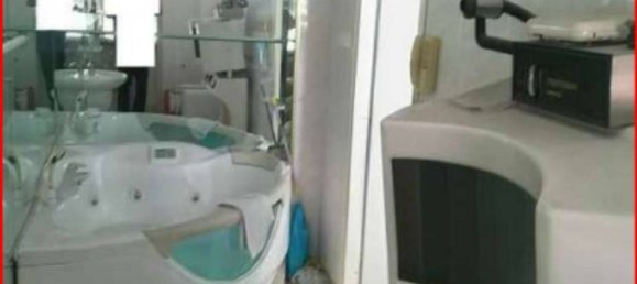 5 rooms Apartment in Castellanza, Italy No. 288356 9