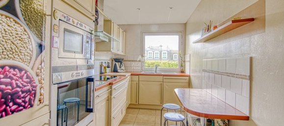 4 bedrooms Apartment in Yvelines, France No. 291765 2