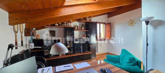 7 rooms Penthouse in Reggio Emilia, Italy No. 17082 26