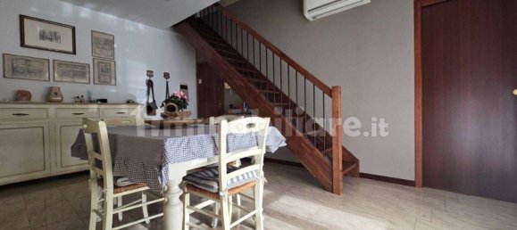 7 rooms Penthouse in Reggio Emilia, Italy No. 17082 5
