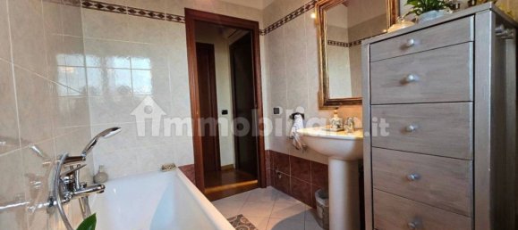 7 rooms Penthouse in Reggio Emilia, Italy No. 17082 36