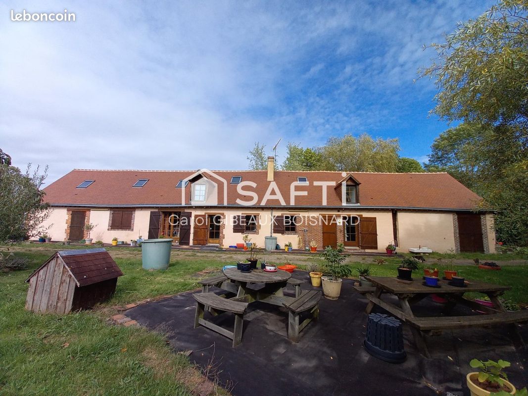 3 chambres Maison à Brou, France No. 78298