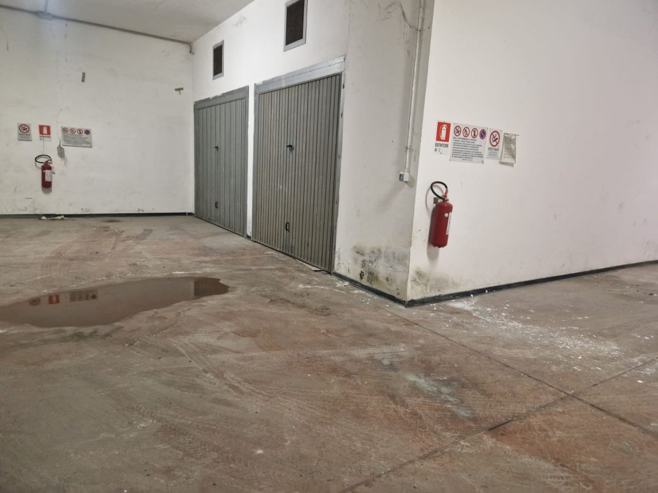 15m² Garage in Ciampino, Italy No. 20440