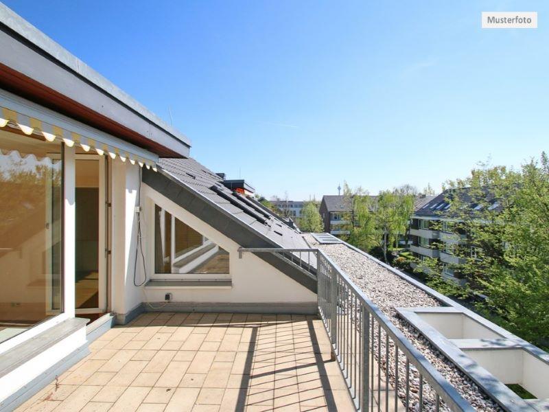 3 rooms Apartment in Hameln-Pyrmont, Germany No. 307434