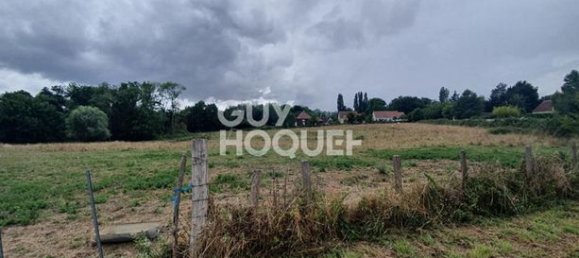 Terrain à Charbuy, France 14873m² No. 304544 2