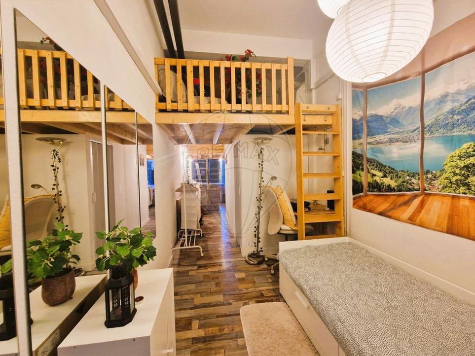 1 bedroom Garage in Rio de Mouro, Portugal No. 215712