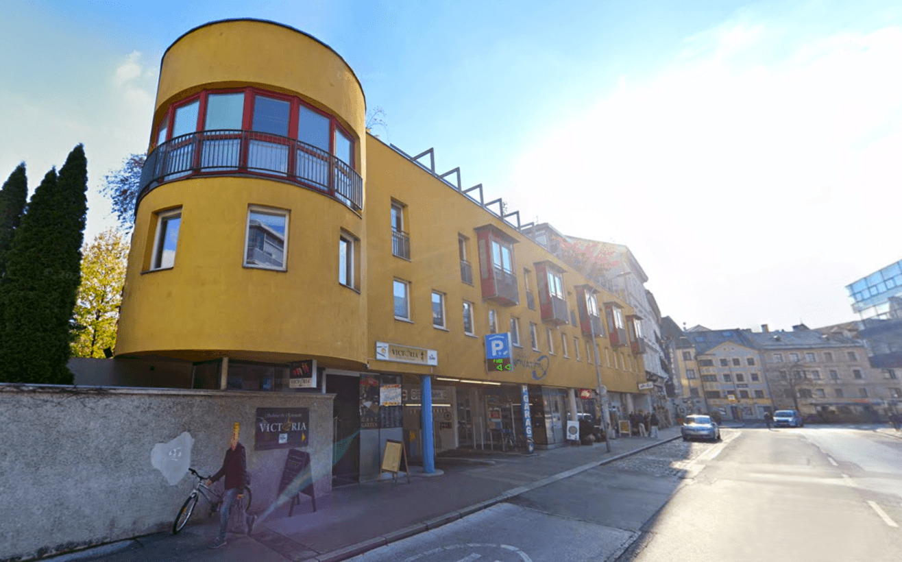  Parking in Innsbruck-Stadt, Austria No. 115908