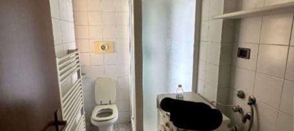 6 rooms Apartment in Cesano Maderno, Italy No. 6653 4