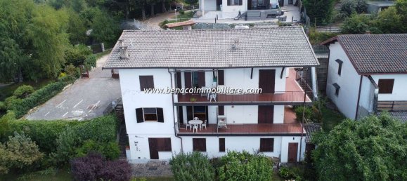 Квартира с 3 спальнями в Сан Дзено ди Монтанья, Италия № 318181 5