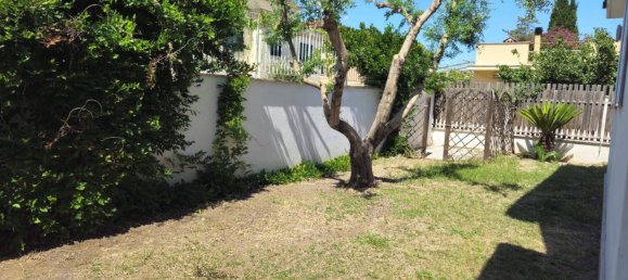 2 bedrooms House in Rome, Italy No. 343404 4