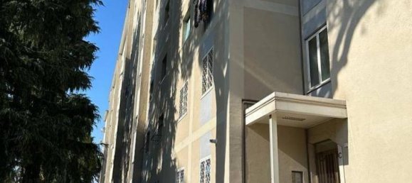 3 rooms Apartment in Rome, Italy No. 154640 2