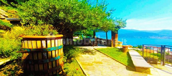 4 غرف نوم فيلا في Stresa, Italy رقم 88023 9