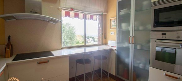 4 bedrooms House in Coma-Ruga, Spain No. 233 11