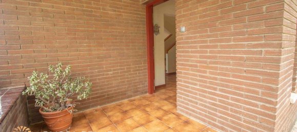 4 bedrooms House in Coma-Ruga, Spain No. 233 2