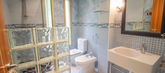 4 bedrooms House in Coma-Ruga, Spain No. 233 19