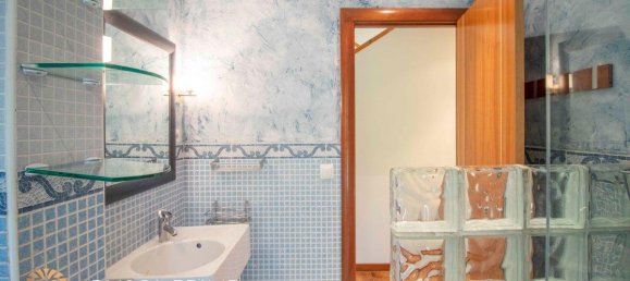 4 bedrooms House in Coma-Ruga, Spain No. 233 21