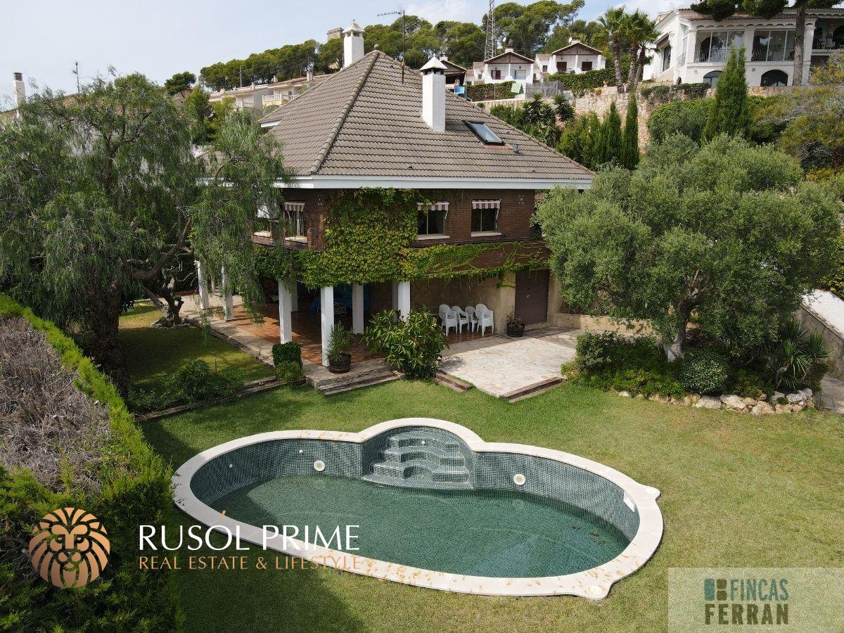 4 bedrooms House in Coma-Ruga, Spain No. 233