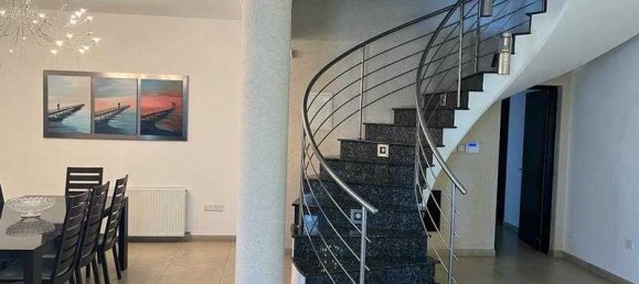 4 bedrooms House in Kato Polemidia, Cyprus No. 6547 9