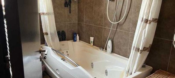 Imóvel comercial T4 em Kato Polemidia, Cyprus N.º 6547 3