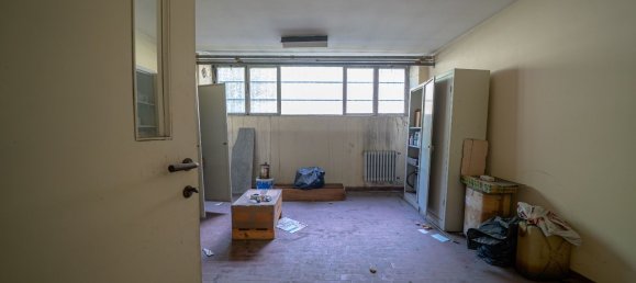 Bâtiment à Montagna in Valtellina, Italy 1575m² No. 336474 44