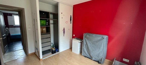 Casa T5 em Saint-Martin-de-Saint-Maixent, France N.º 303977 7