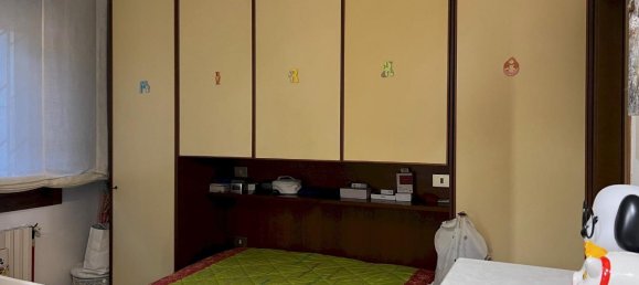 Studio à Bologna, Italy No. 29563 10