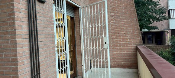 Studio à Bologna, Italy No. 29563 3