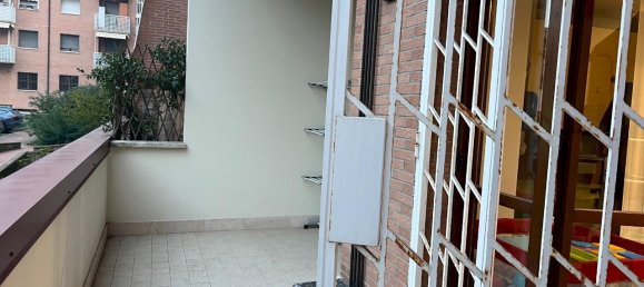 Studio à Bologna, Italy No. 29563 4