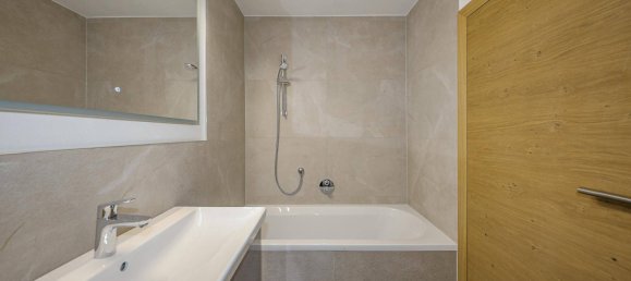 3 غرف نوم منزل ذو طابقين في Kitzbuhel, Austria رقم 89556 21